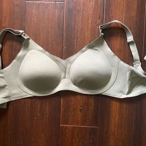 Momcozy nursing bras: 2 for the price of 1